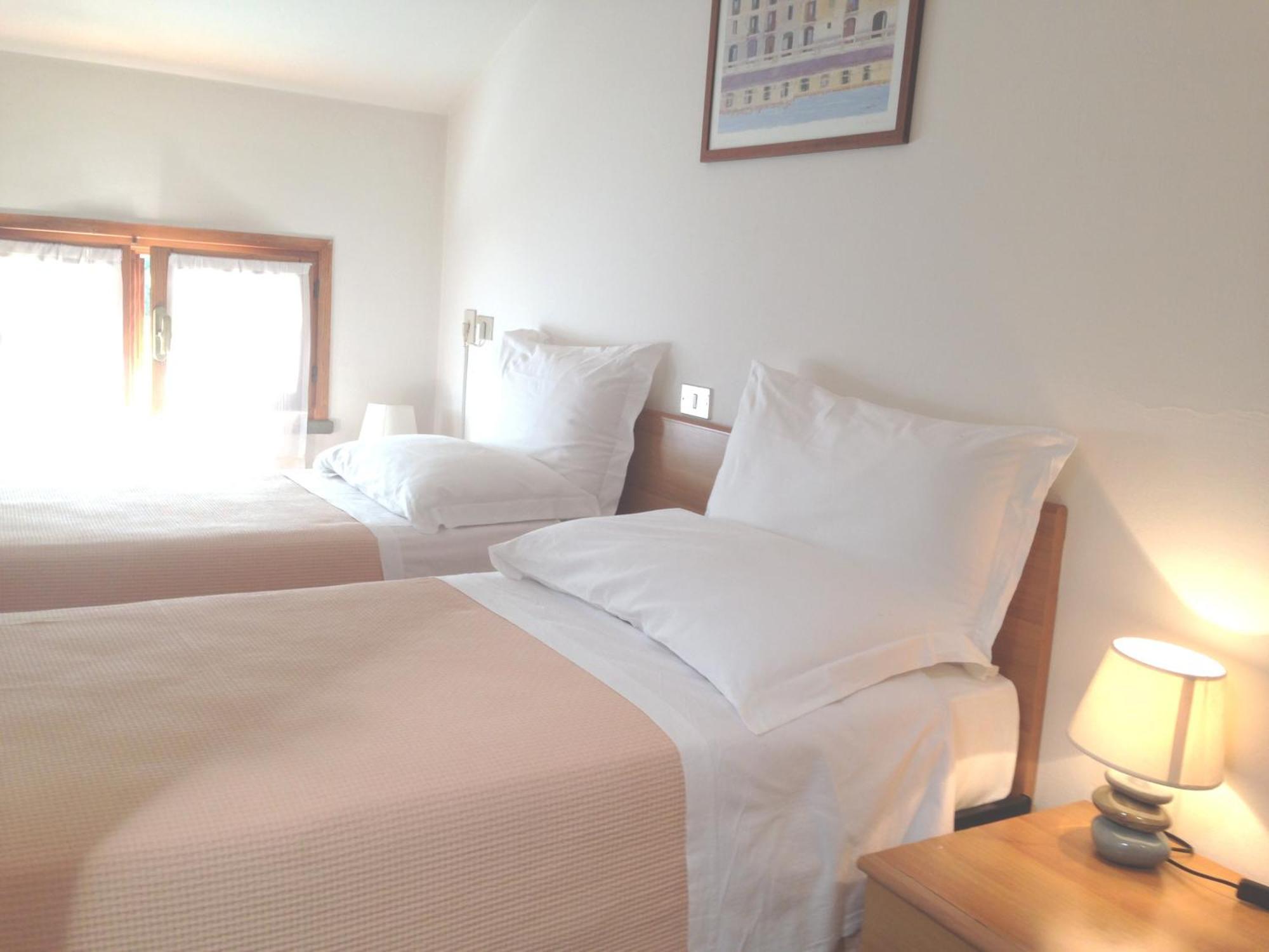 Albergo Romagna Fratta Terme Szoba fotó