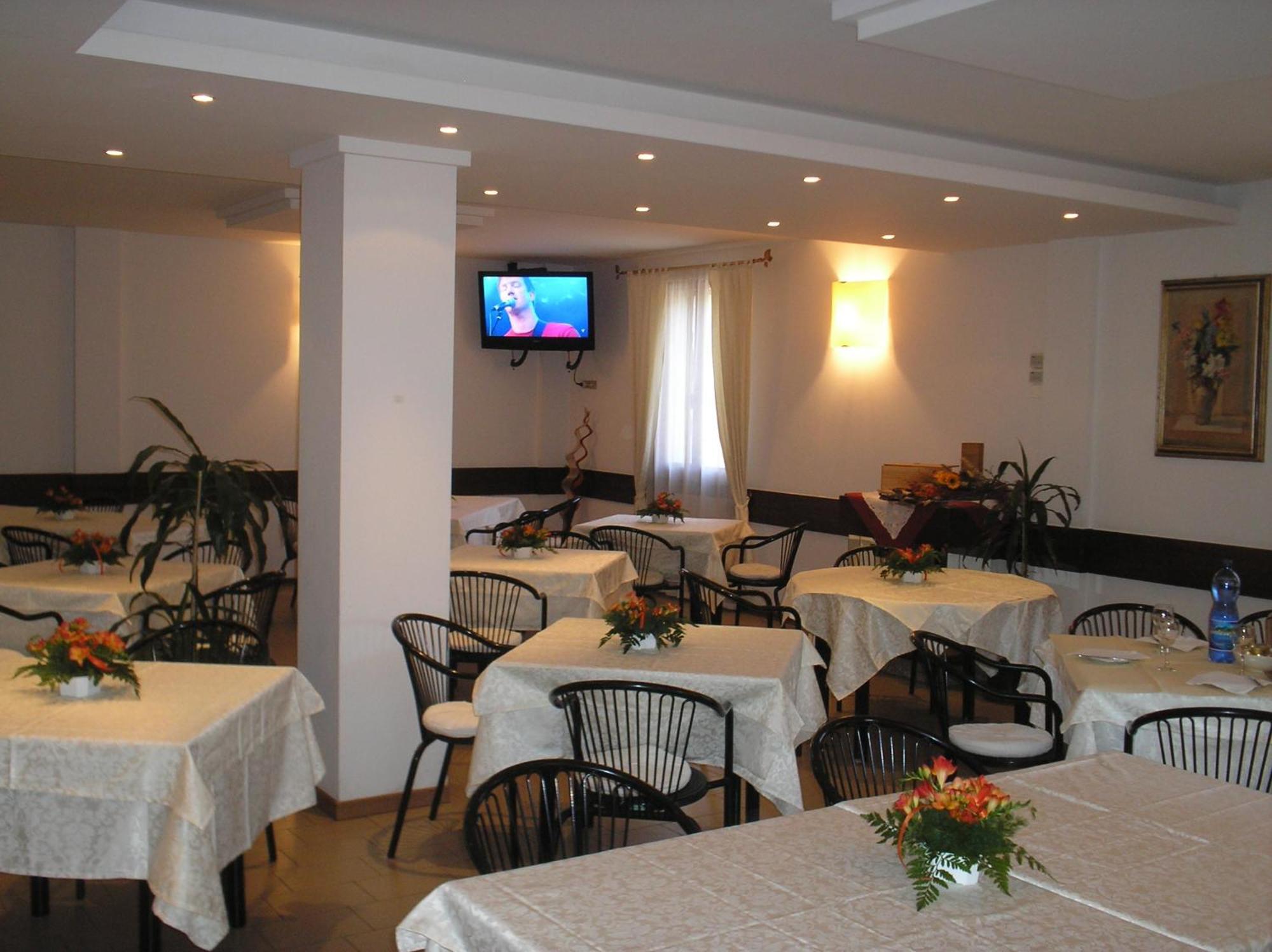 Albergo Romagna Fratta Terme Kültér fotó