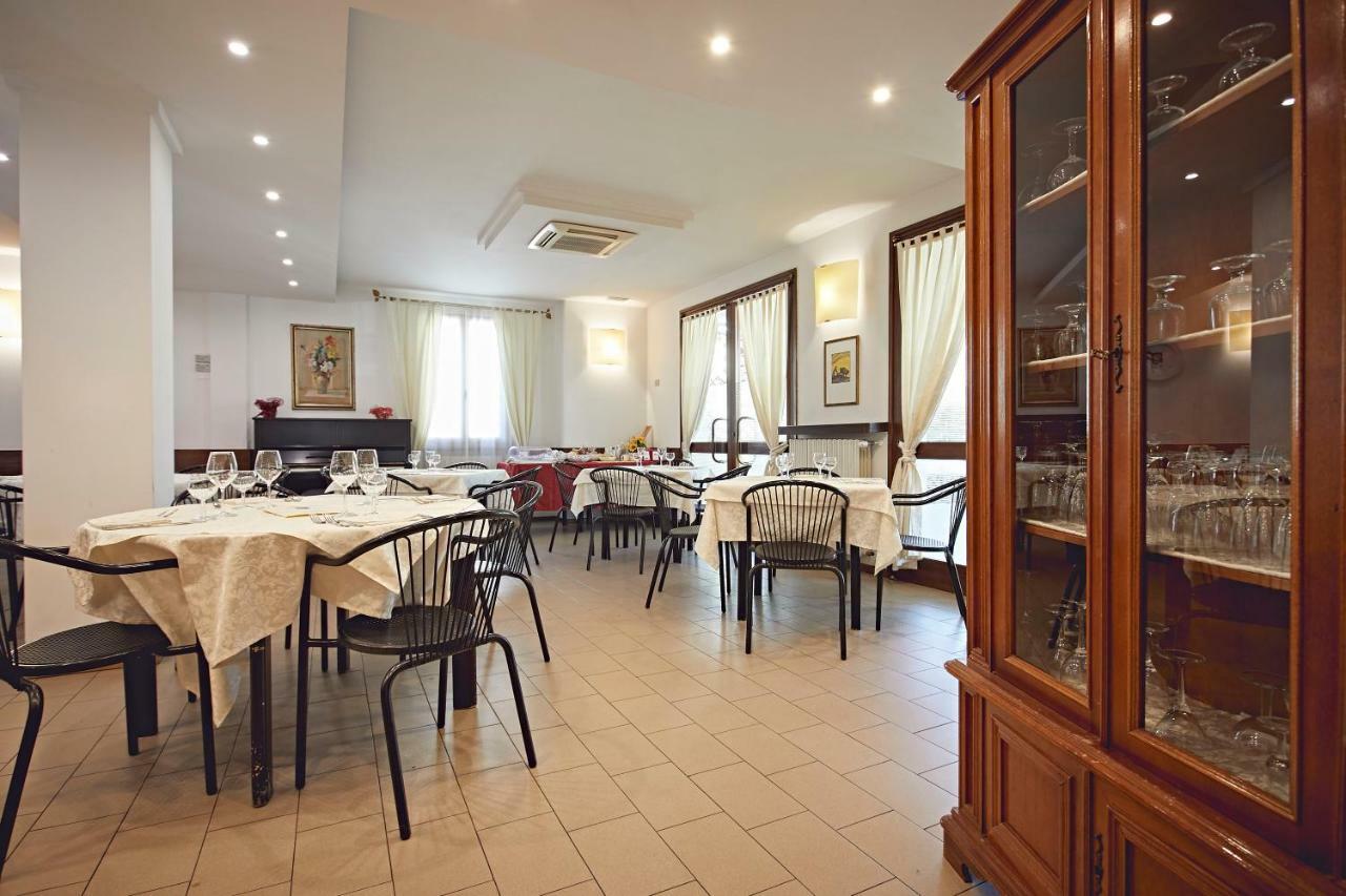 Albergo Romagna Fratta Terme Kültér fotó