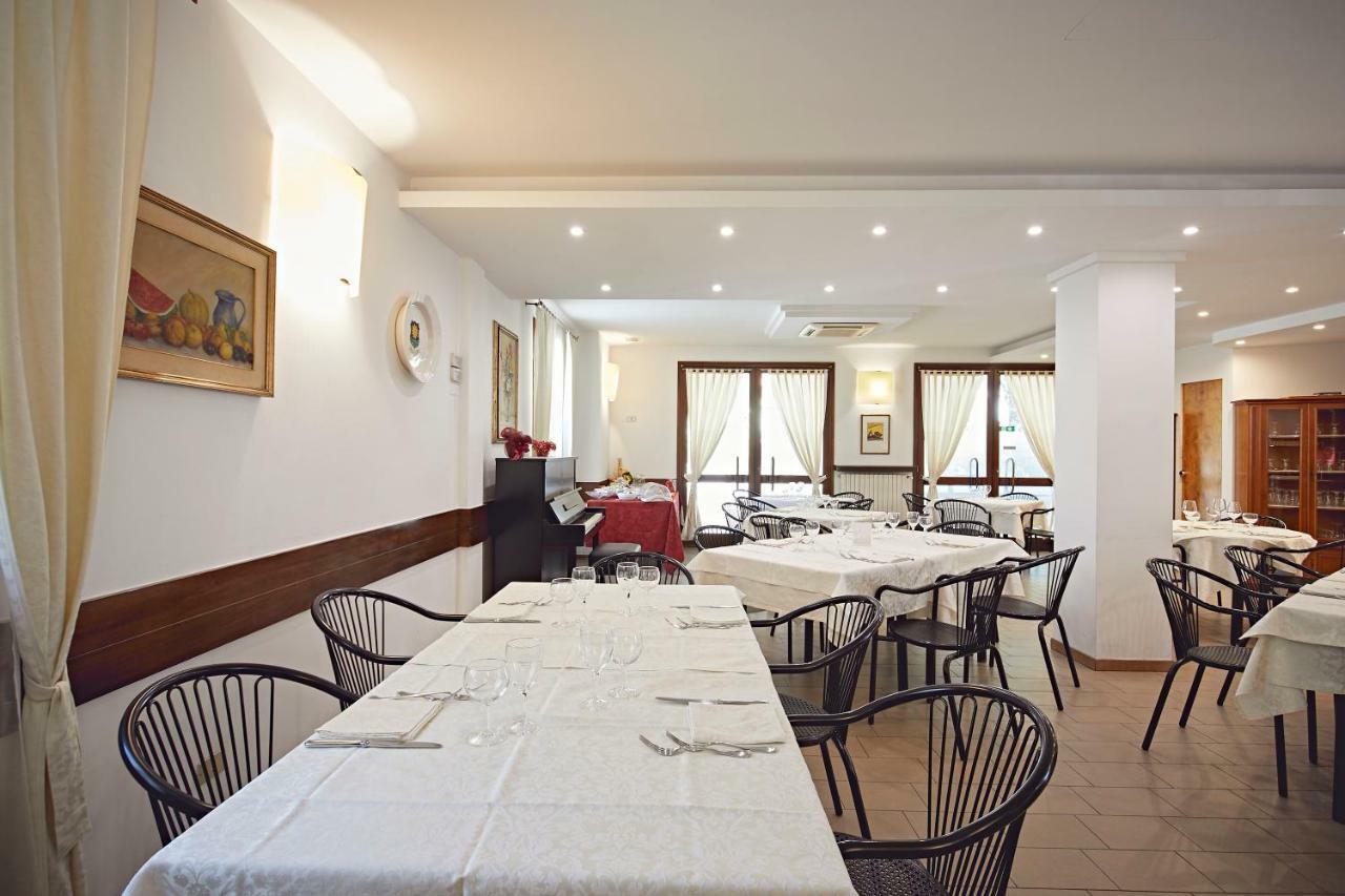 Albergo Romagna Fratta Terme Kültér fotó